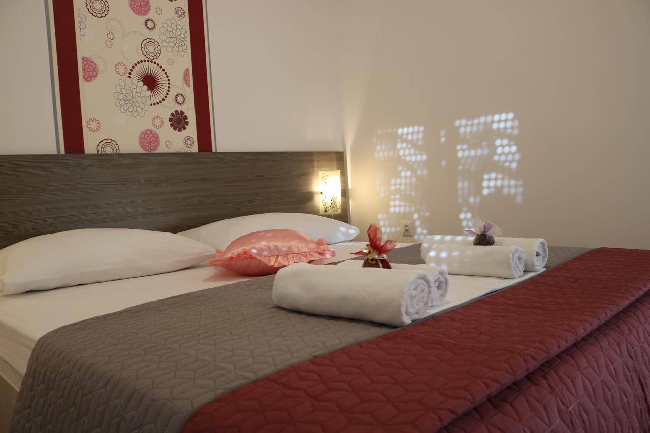 Apartments Marina Vodice Exterior foto